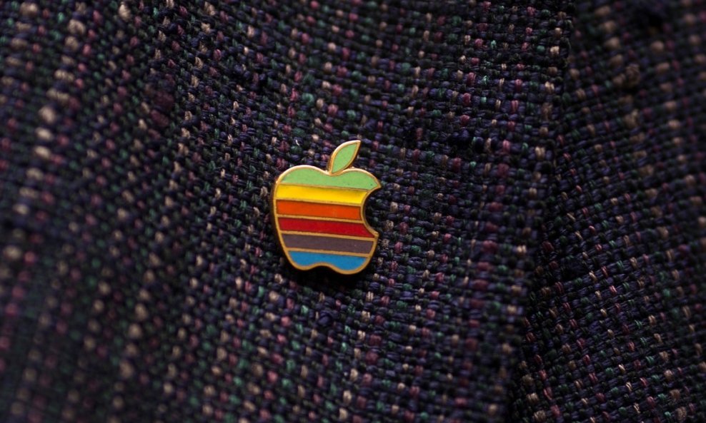 apple logo