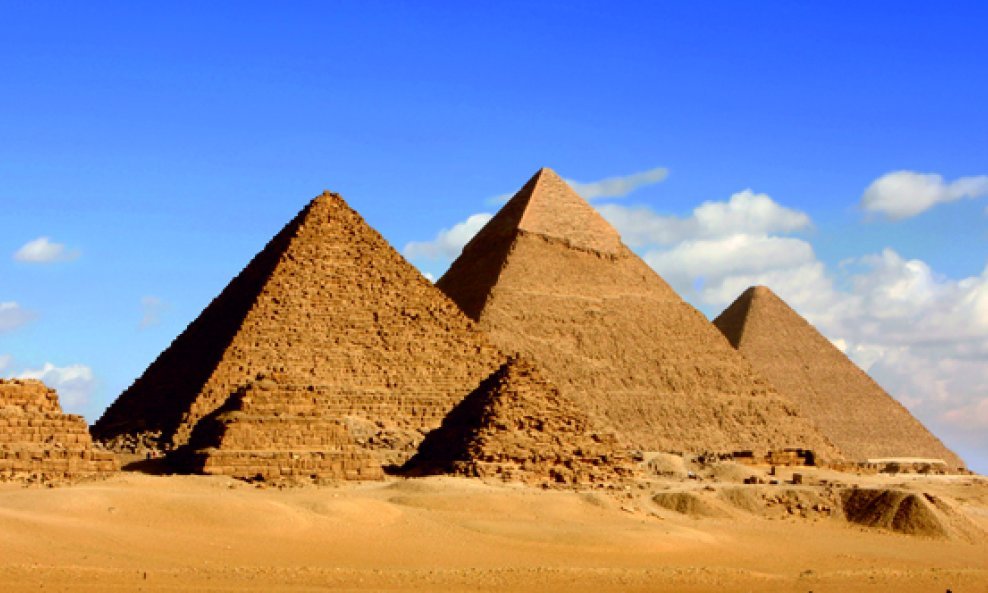 EGIPAT PIRAMIDE