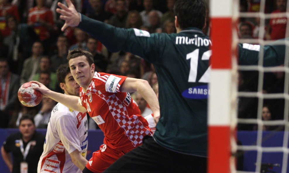 Hrvatska - Austrija, Manuel Štrlek, Nikola Marinović