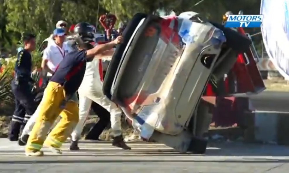 Kubica se razbio