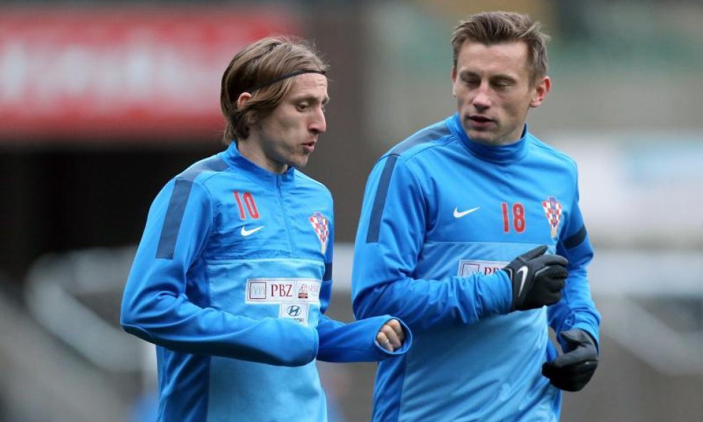 Ivica Olić i Luka Modrić