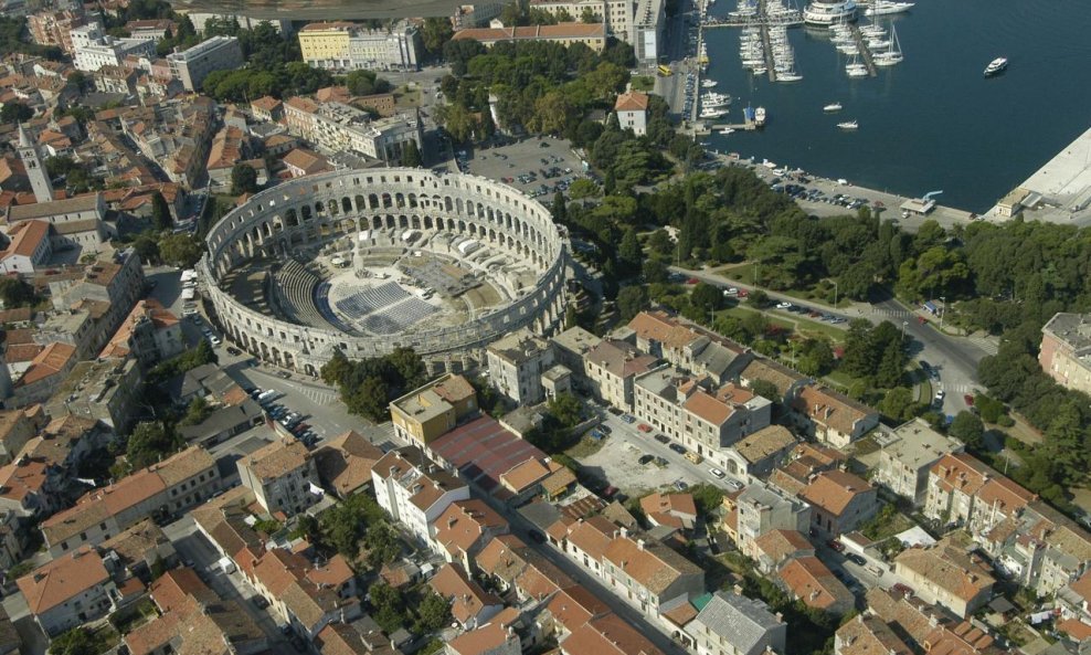 Pula