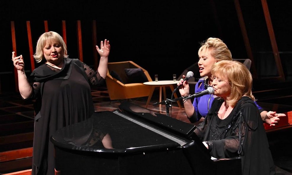 Elizabeta Gojan, Lepa Brena i Meri Cetinić