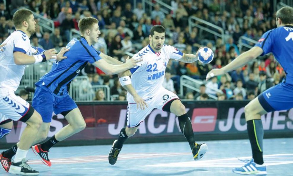 Croatia Osiguranje Zagreb - HC St. Petersburg. Josip Valčić