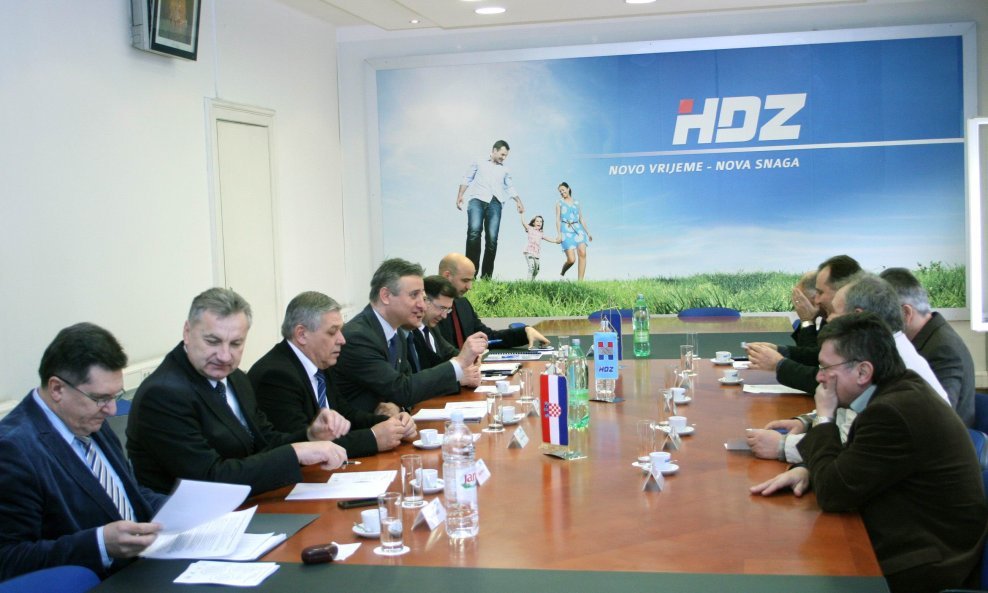 HDZ i sindikati