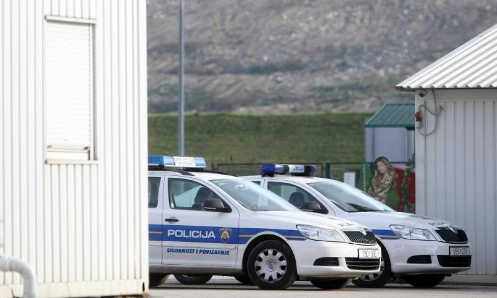 POLICIJA JAKUŠEVEC