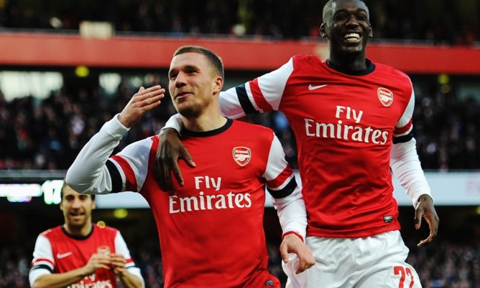 Lukas Podolski zabio Liverpoolu