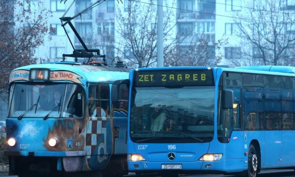 ZET autobus tramvaj