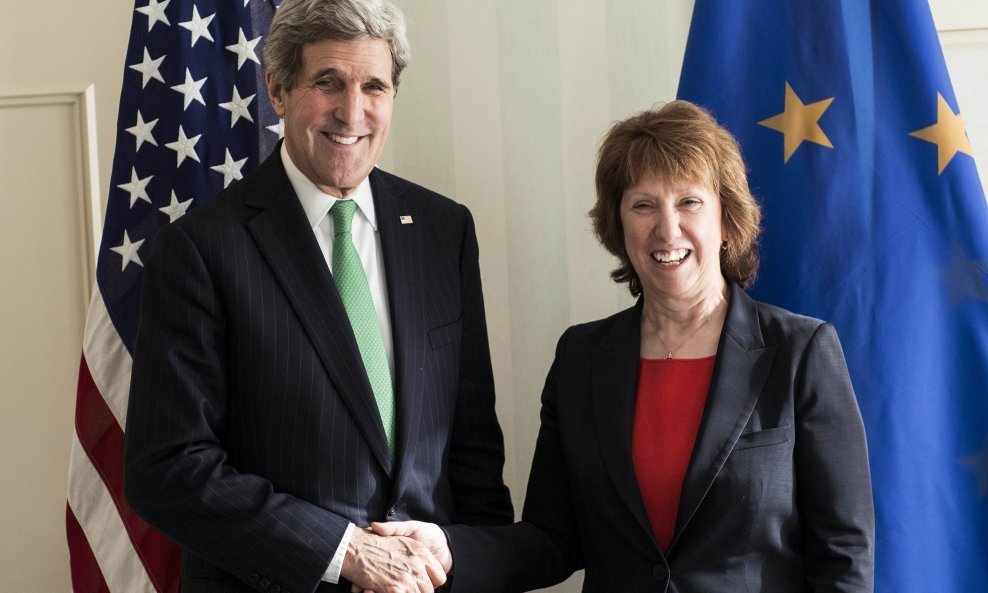 John Kerry i Catherine Ashton