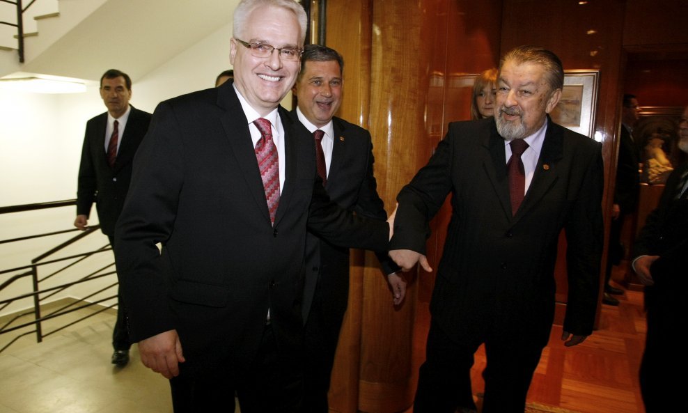 Ivo Josipović, prvi put nakon operacije u javnosti na druženju s hrvatskim obrtnicima