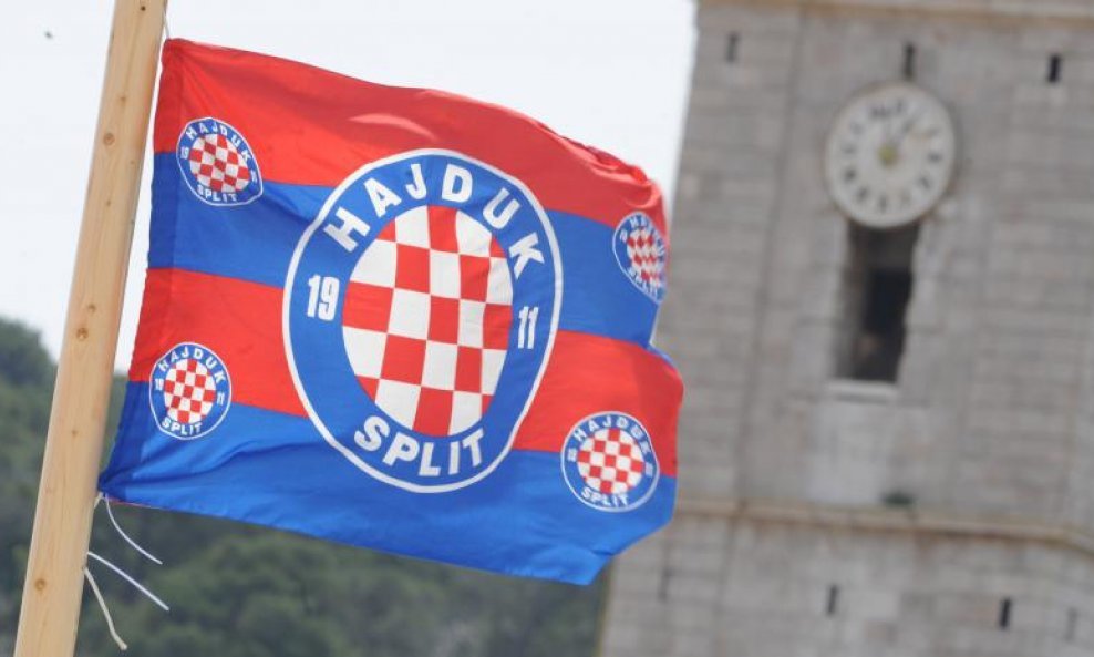 Zastava - Hajduk