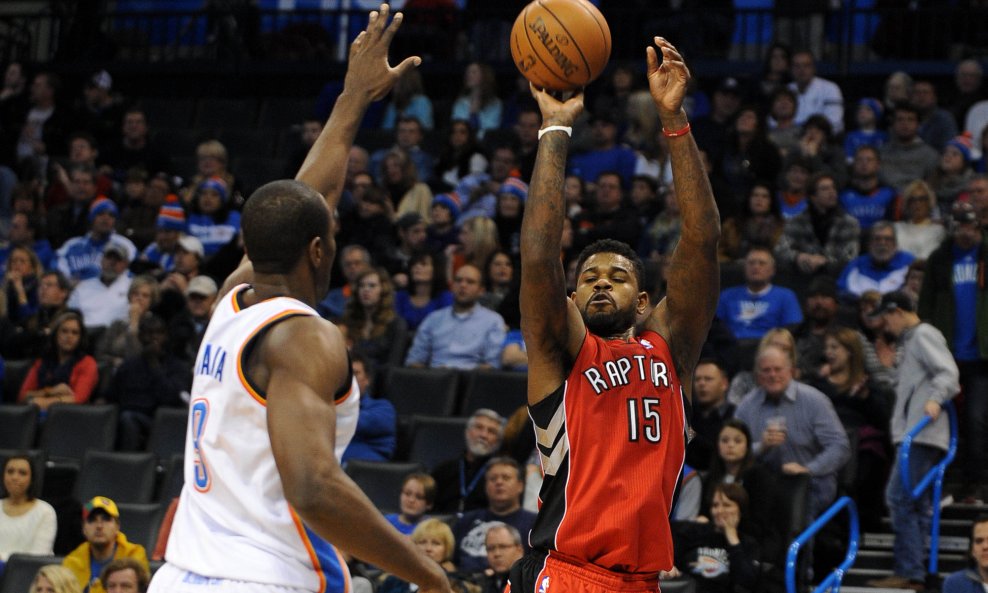 Oklahoma City vs. Toronto;  Amir Johnson i Serge Ibaka