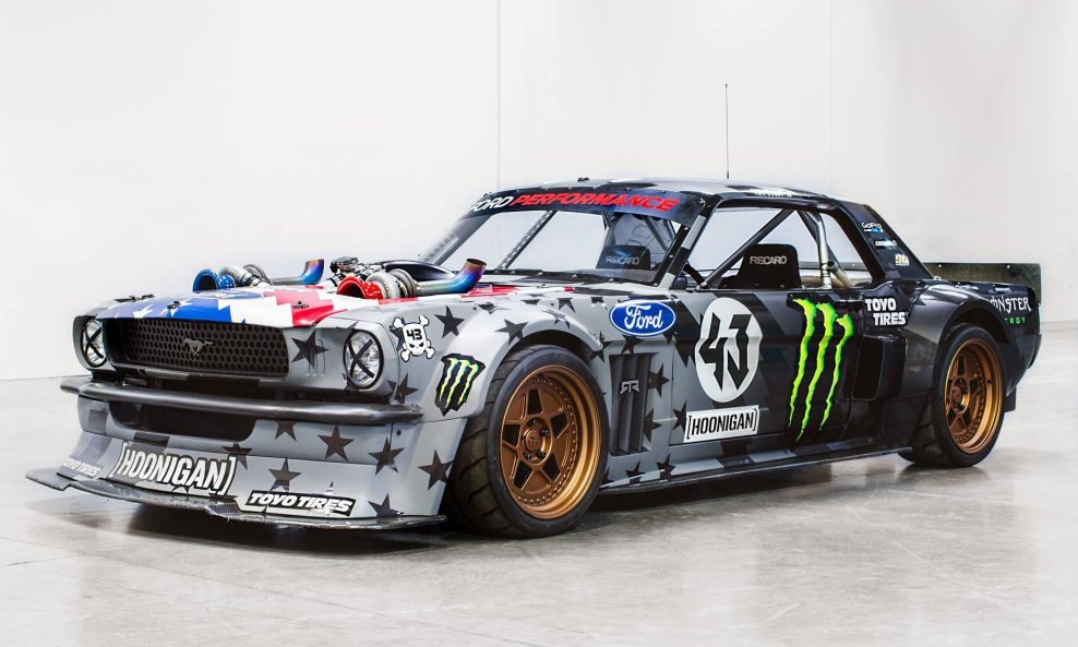 Hoonicorn V2 baziran je na Ford Mustangu iz 1965. godine