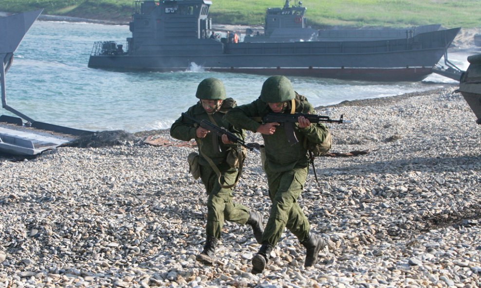Ruski vojnici tijekom vježbe