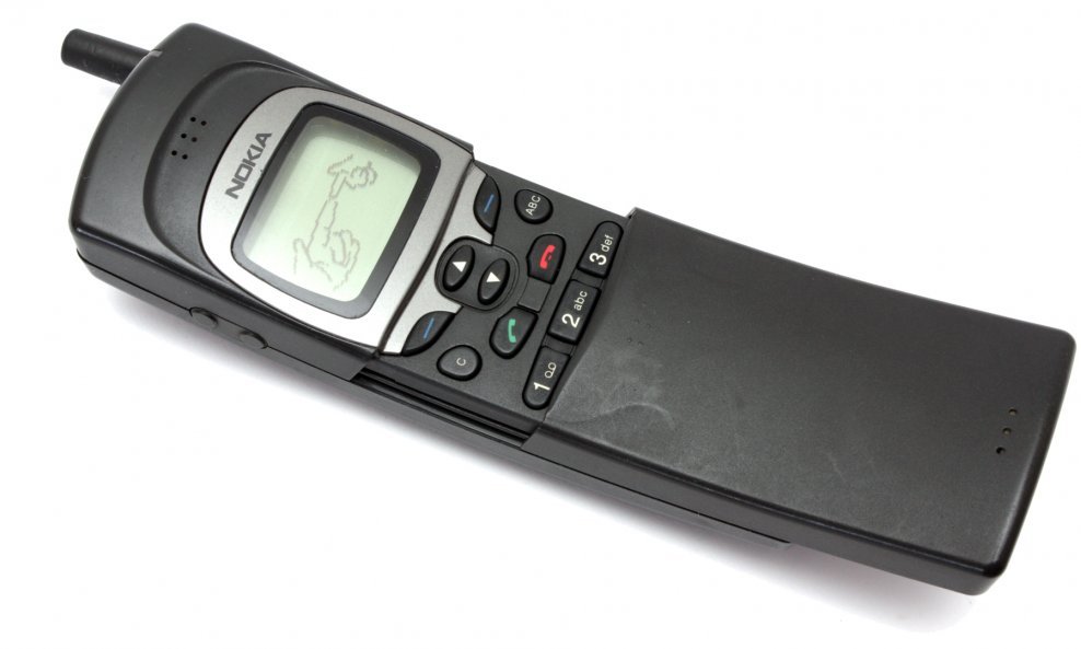 Nokia 8110, poznata još i kao 'banana-telefon' ili 'Matrix telefon'