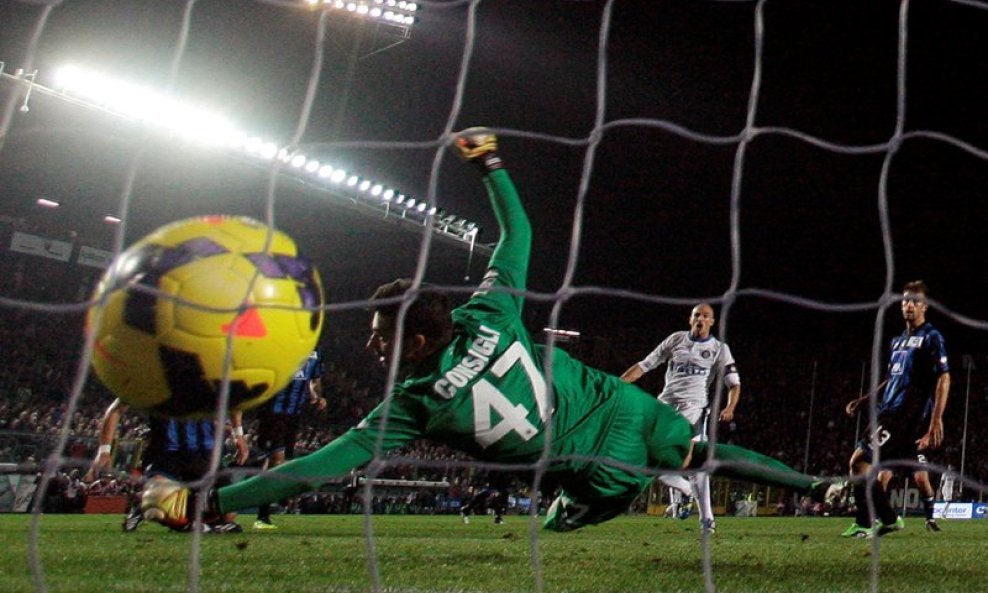 Gol Alvareza protiv Udinesea