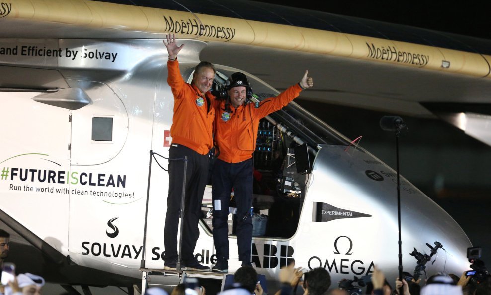 Solarni avion Solar Impulse sletio je u Abu Dabi