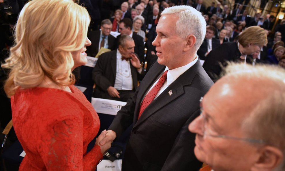 Kolinda Grabar Kitarović i Mike Pence