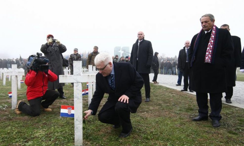 Ivo Josipović Vukovar Željko Sabo