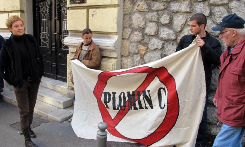 zeleni protiv plomin c
