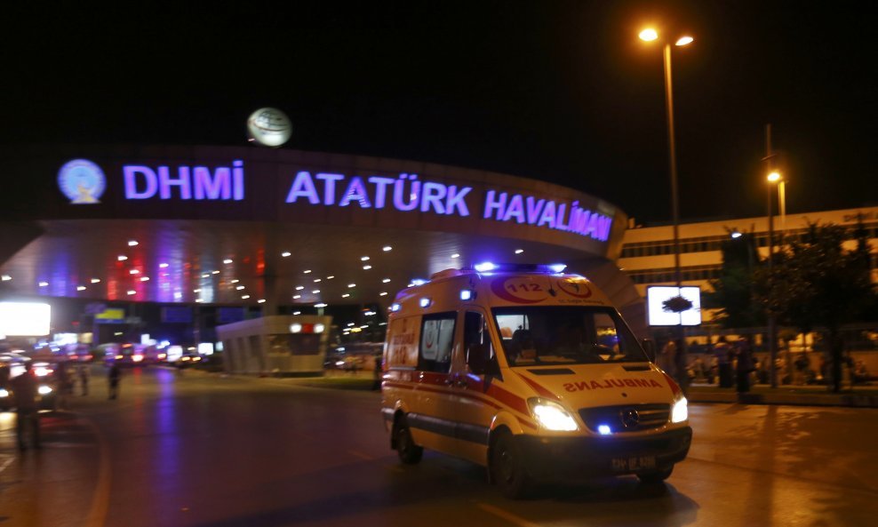 Napad na zračnu luku u Istanbulu