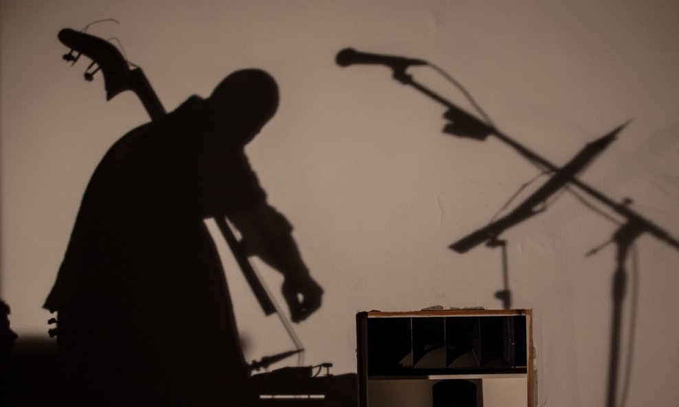 Malo je dovoljno 2,foto Damir Zizic