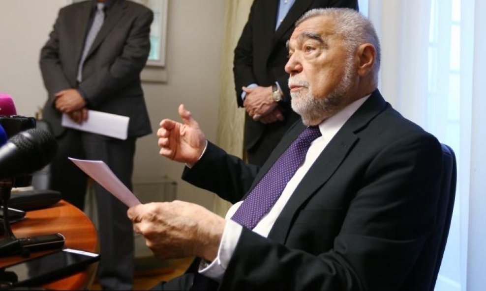 Stjepan Mesić  (6)