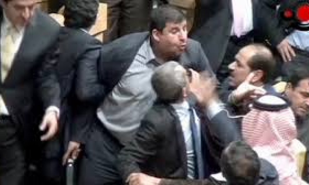 Pucnjava u jordanskom parlamentu
