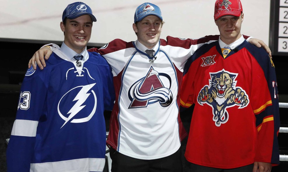 Prva tri izbora na NHL draft - Nathan MacKinnon (u sredini), Jonathan Drouin (lijevo) i Aleksander Barkov (desno)