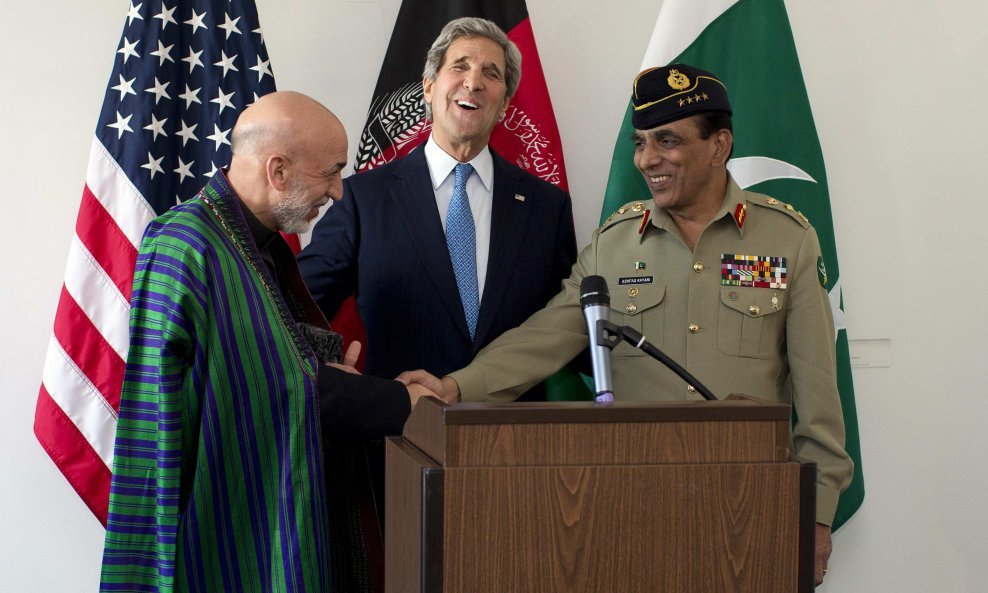 Hamid Karzai i John Kerry