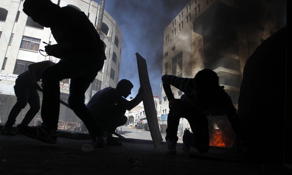 Napetost raste zadnjih tjedan dana nakon napada u kojemu su 14. srpnja u starom gradu u Jeruzalemu ubijena dvojica izraelskih policajaca