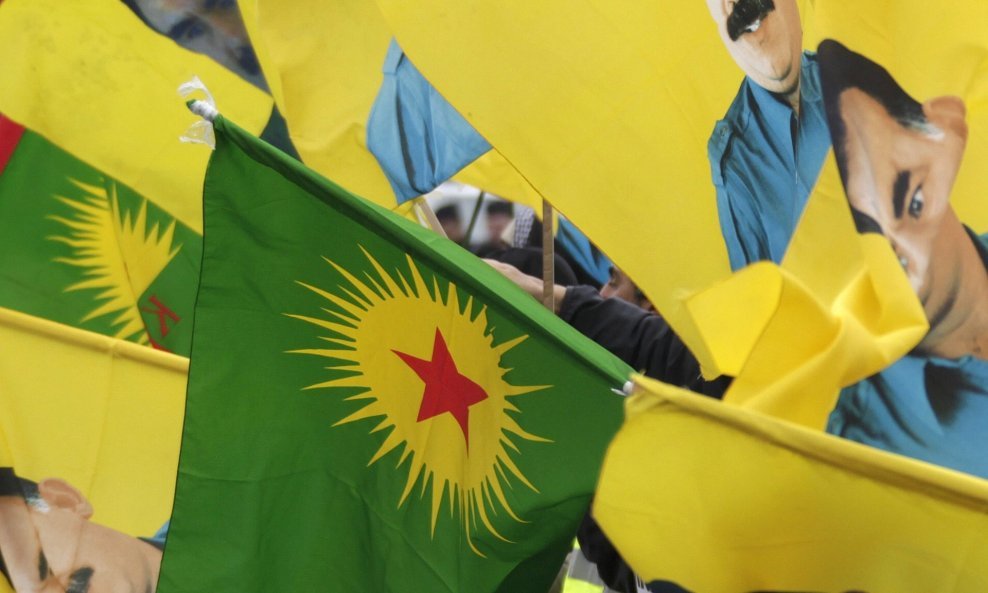 kurdi zastava