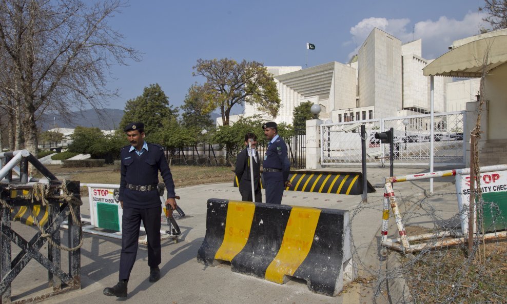 pakistanska policija