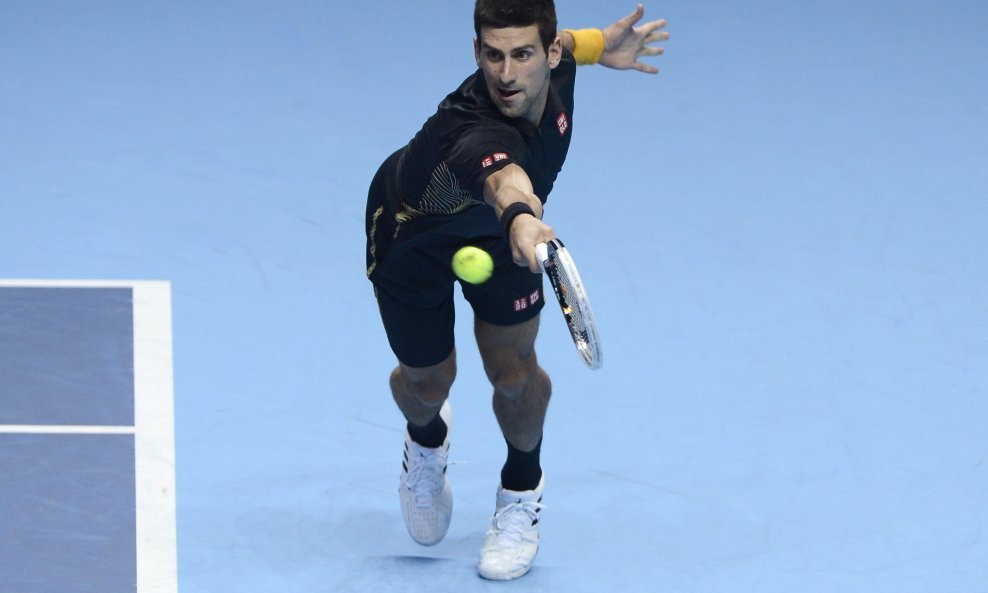 Novak Đoković za vrijeme finalnog meča u Londonu (2)