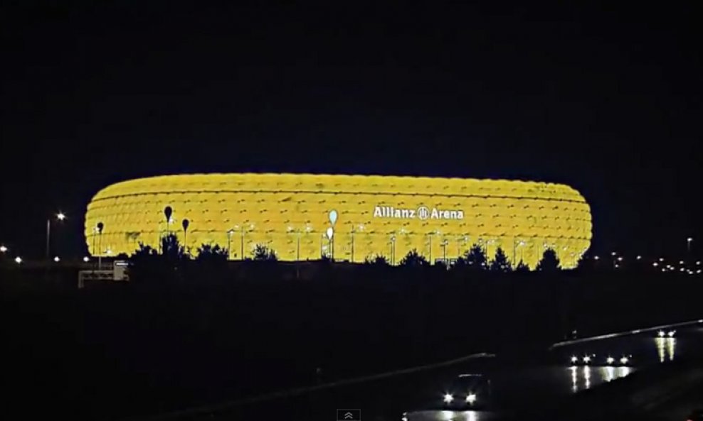 Žuta Allianz arena