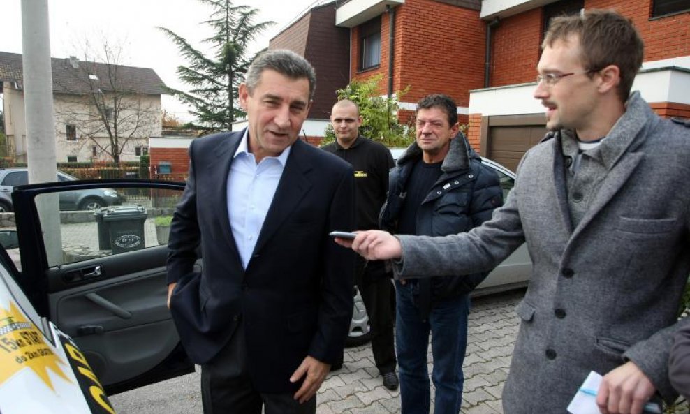 Ante Gotovina prvo jutro na slobodi odlučio provesti aktivno (4)