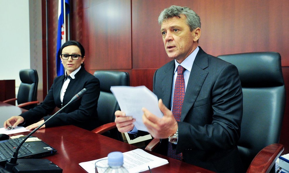 Sudac Ivan Turudić izriče presudu Ivi Sanaderu (4)