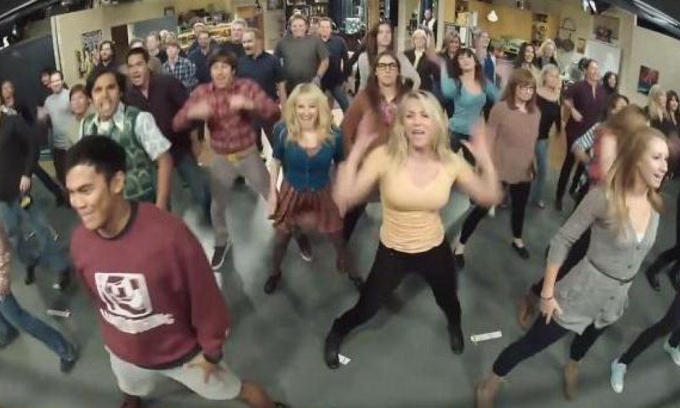 teorija velikog praska flash mob funvideo