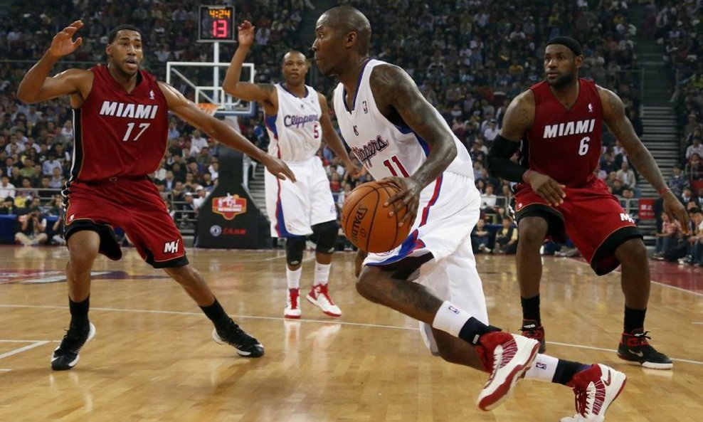 Jamal Crawford (Los Angeles Clippers)  LeBron James  Garrett Temple