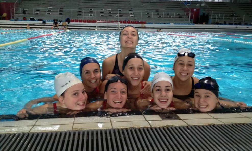 Od Barcelone do Buenos Airesa - sinkronizirane plivačice zagrebačke Mladosti i drugu godinu zaredom sudionice uglednih međunarodnih natjecanja