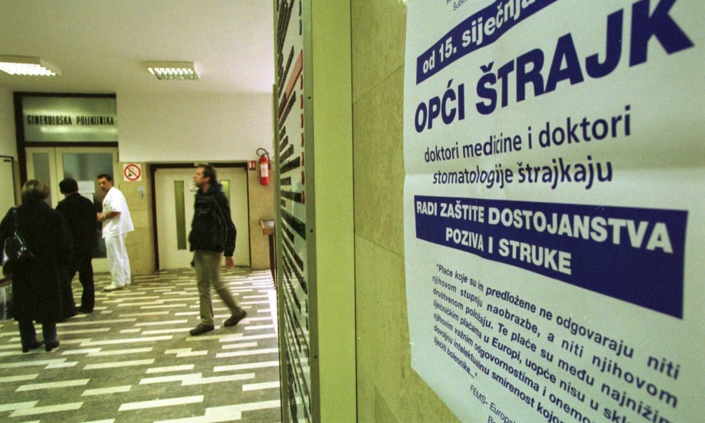 štrajk liječnici 2003.