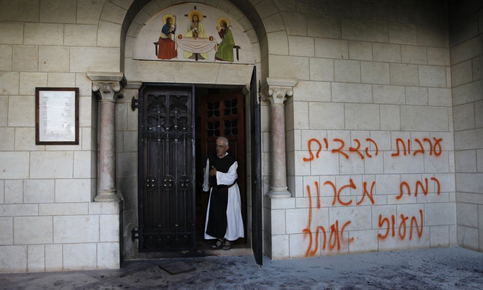 napad na samostan u izraelu