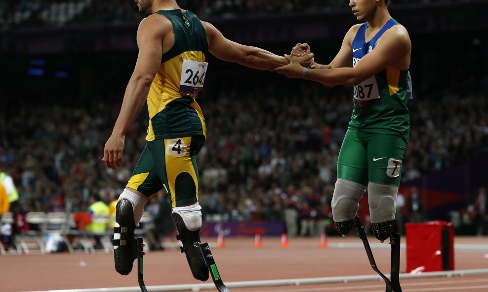 Alan Oliveira (desno) i Oscar Pistorius