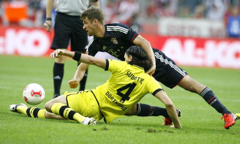 Thomas MUELLER Bayern, Neven SUBOTIĆ Borussia Dortmund 2012 Superkup