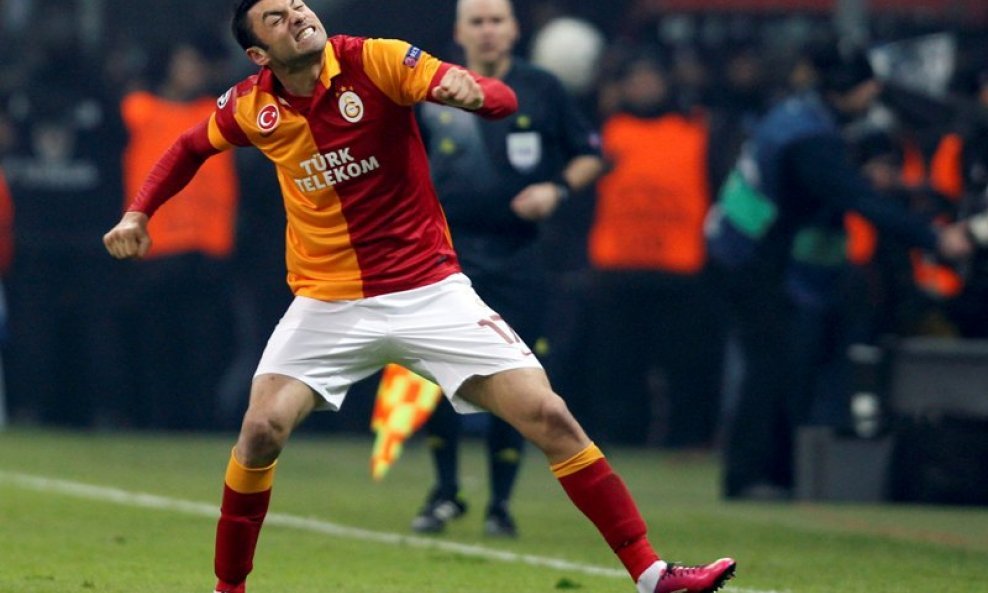 Burak Yilmaz slavi gol Schalkeu