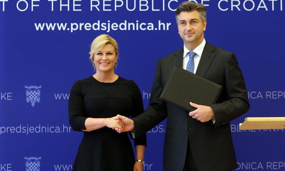 Predsjednica Grabar Kitarović u kontaktu je s premijerom Plenkovićem vezano za krizu u Vladi