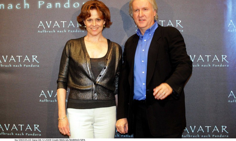 sigourney_weaver_james cameron