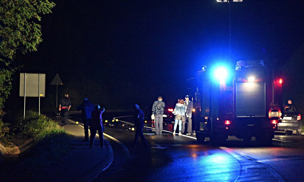 U prometnoj nesreći kod Varaždina smrtno su stradale dvije osobe