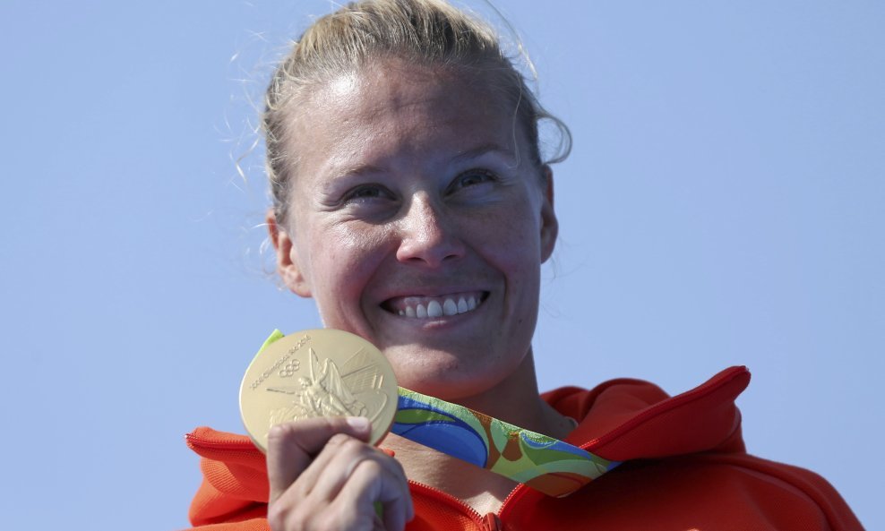 Danuta Kozak kajak