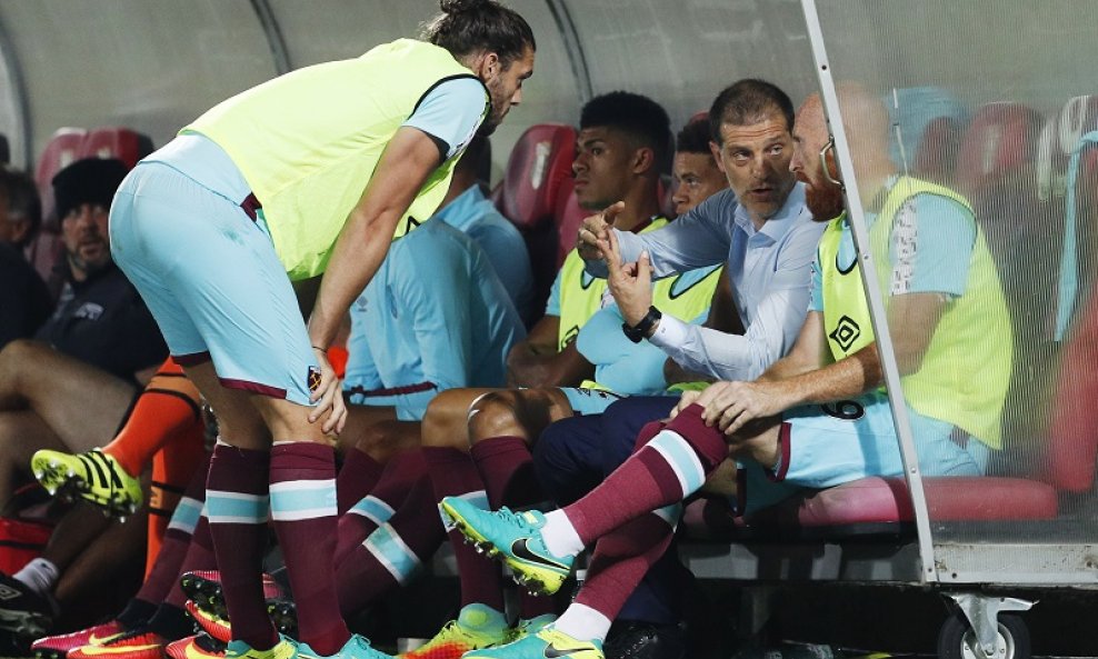Slaven Bilić Andy Carroll West Ham United
